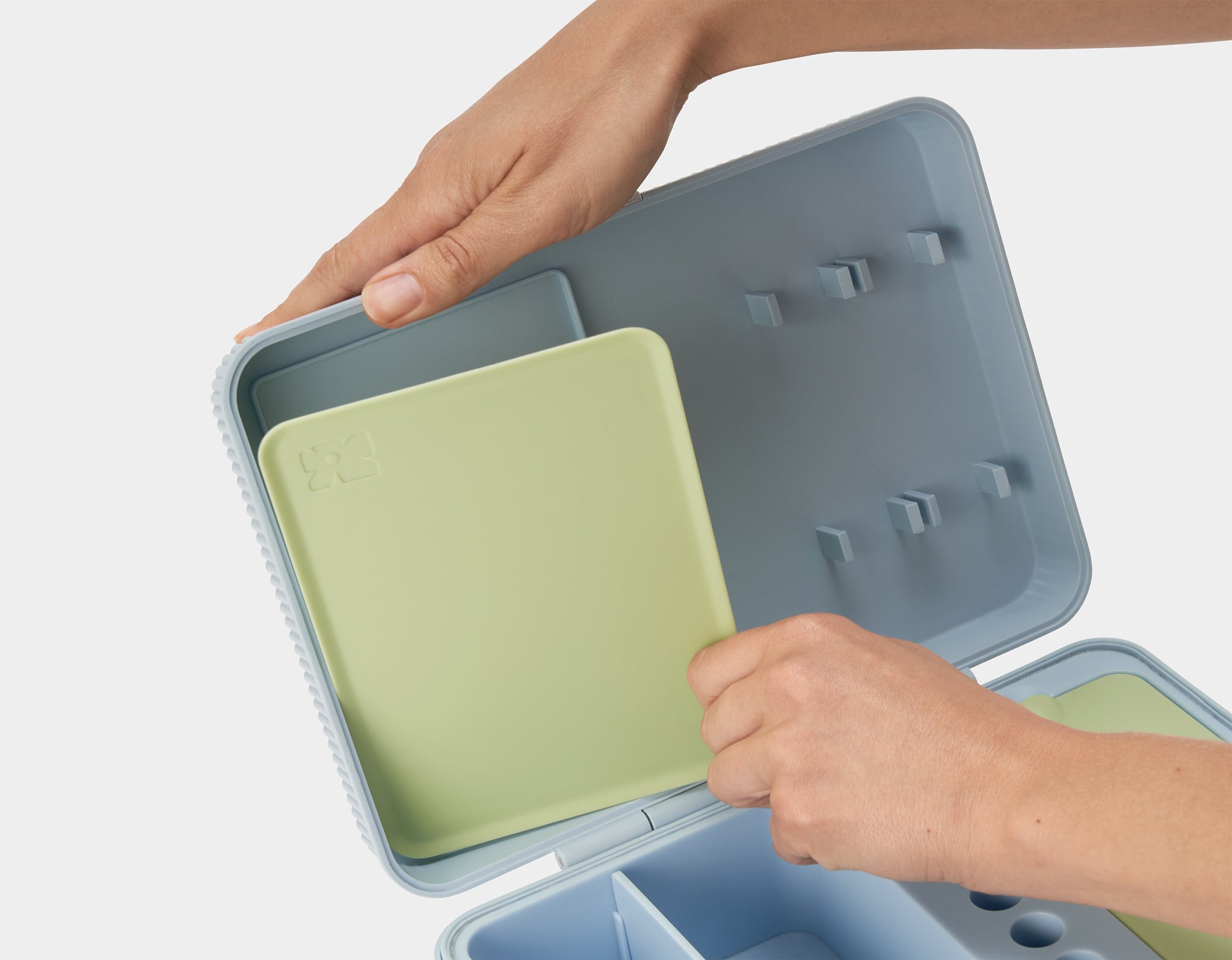 Tulip Box with Removable Tray